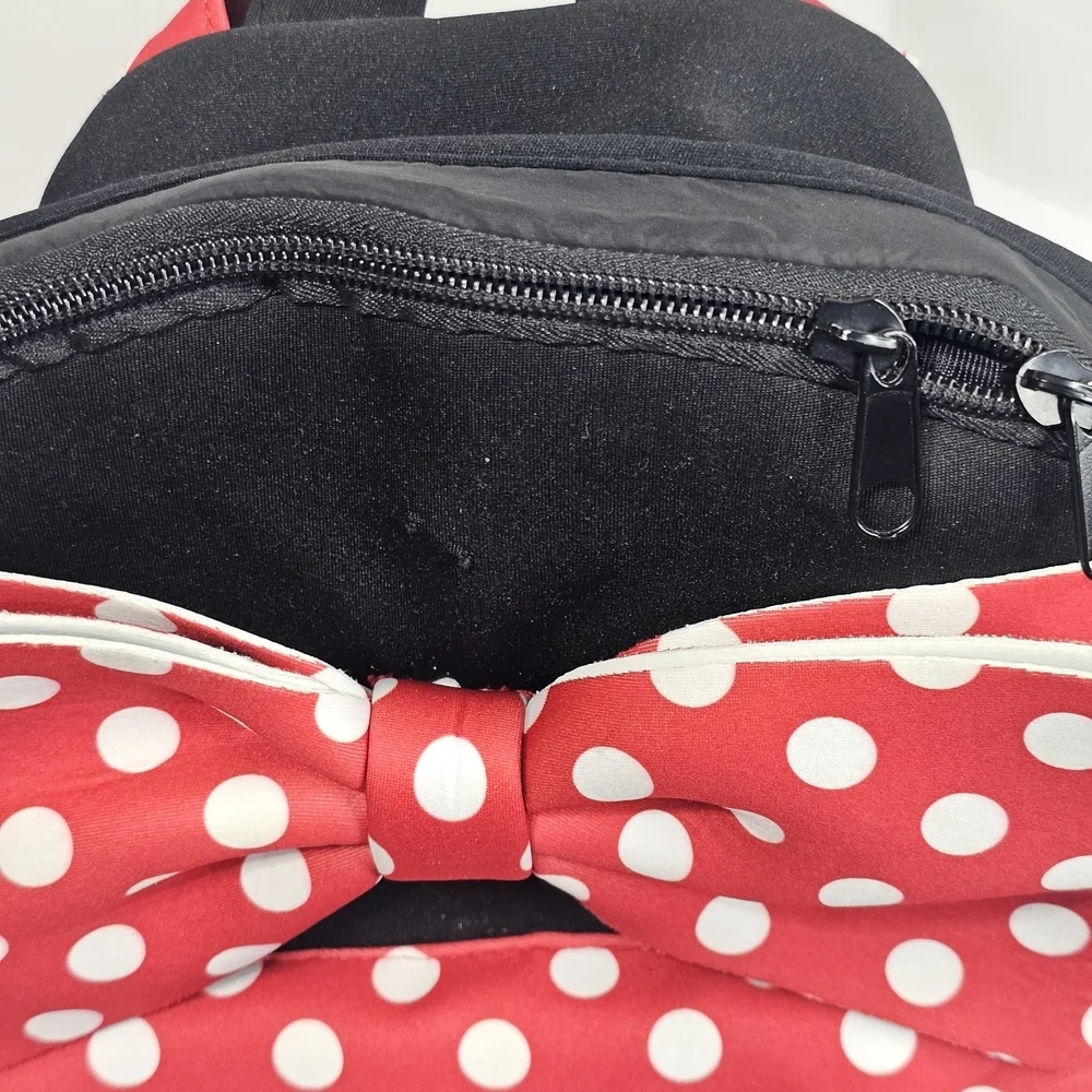 Disneyland Cute Minnie Mouse Medium Size Backpack Black/red  Collectible Rare